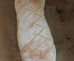 Variation schnelles softes Fladenbrot - gefülltes Baguette