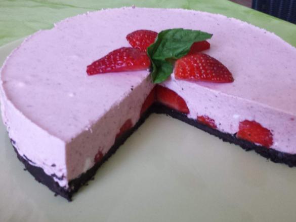 Erdbeer-Quark-Sahne-Torte - die etwas Leichtere