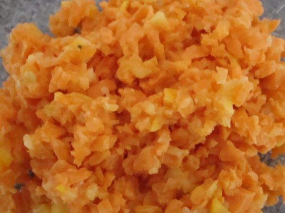 Karottensalat mit Schmand