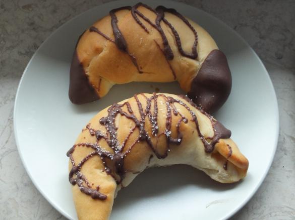 Hörnchen mit Äpfeln