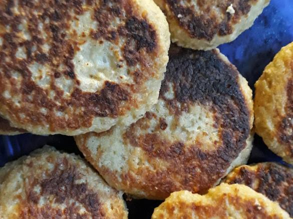 Haferflocken-Käse Bratlinge / Frikadellen