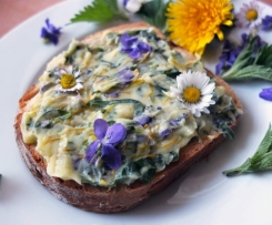 Frühlingsblumen-Kräuter-Butter