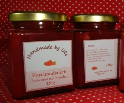 Fruchtaufstrich Himbeere mit Mandeln und weißer Schokolade