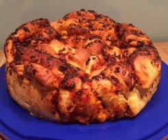 Faltenbrot mit Ajvar