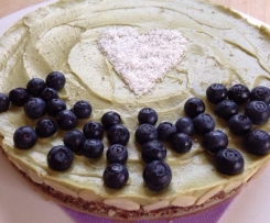 Avocado Rohkosttorte 