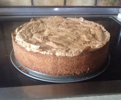 Johannisbeerkuchen mit Baiserhaube