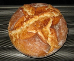 Brot mit Dinkelmehl und Haferflocken