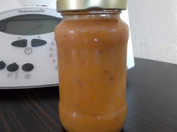 Pfirsich-Banane-Erdbeer Brei