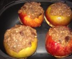 Bratapfel mit Mandel-Marzipanfüllung