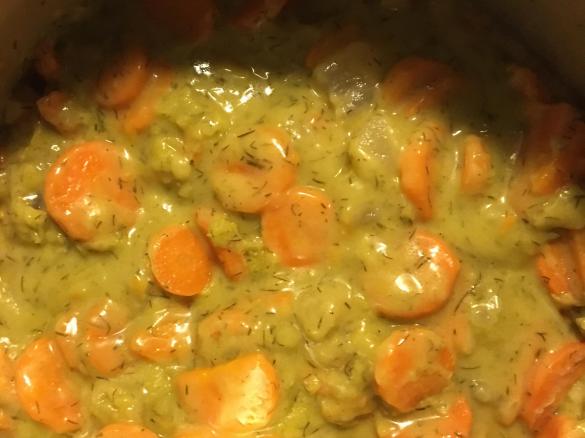 Möhren-Senfgurken-Ragout