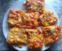 Pizza für ein Blech