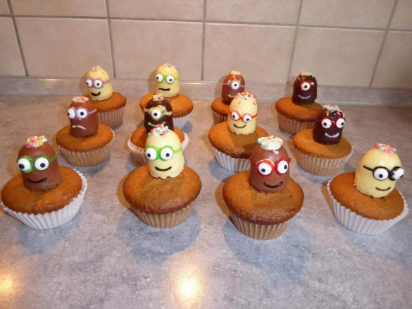 Minions Muffin mit weisser Schokolade