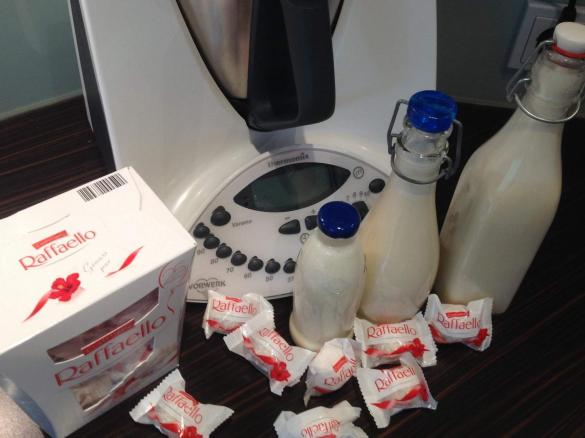 Kokos-Pralinen Likör (Raffa-Likör)