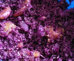 Rotkraut-Birnen-Cranbeeries Salat