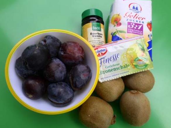 Pflaumen-Kiwi-Marmelade mit Vanille