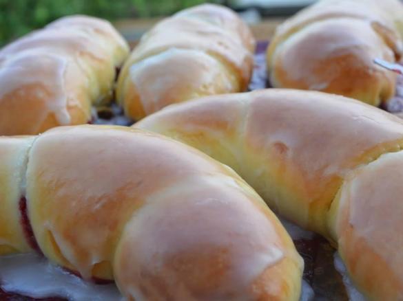 Zuckerhörnchen/Rohrnudeln