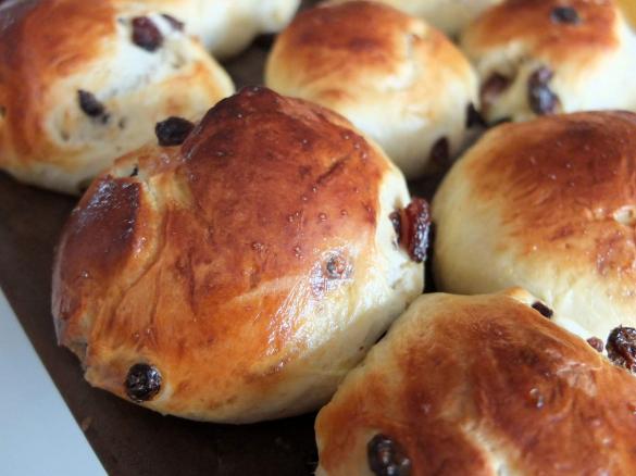 Rosinenbrötchen