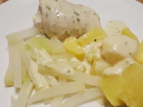 Frischkäseschnitzel mit Kohlrabi und Kartoffeln