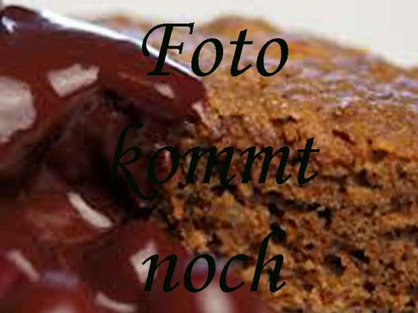 Lebkuchenparfait mit heissen Kirschen