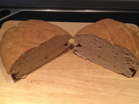 Roggen-/weizenbrot ohne Hefe
