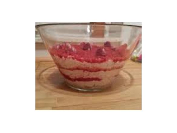 Stracciatella-Himbeer-Creme