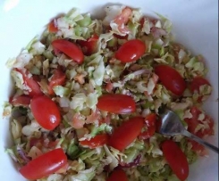 Frühlingsalat mit Spitzkohl
