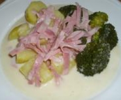 ww Kartoffel u. Blumenkohl mit Schinkenkäsesauce