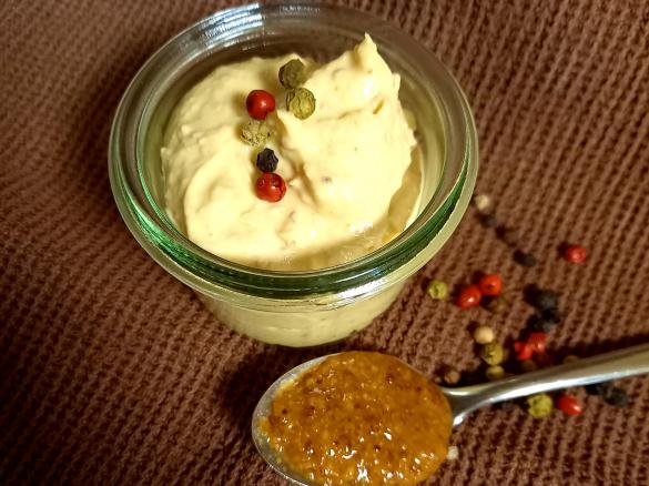 Honig-Senf-Frischkäse