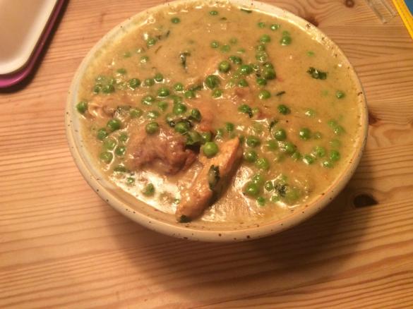 Kokos Erdnuss Hähnchenpfanne