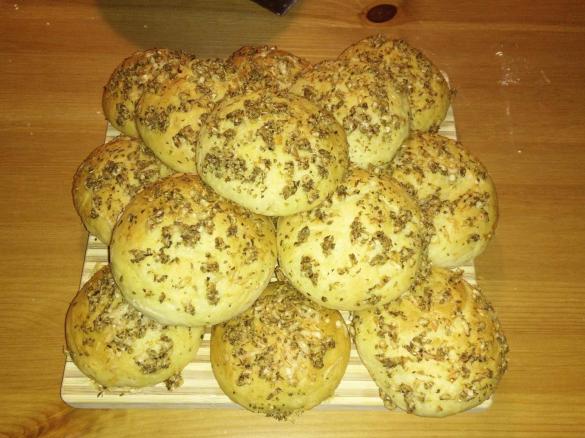 Parmesan Oregano Buns – Hamburgerbrötchen nach bbqpit.de