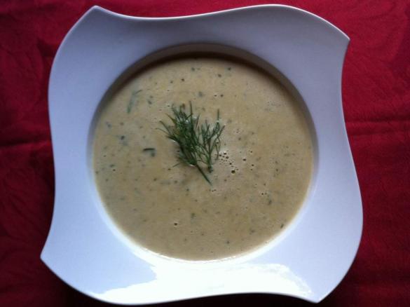 Zucchini/Erdnußsuppe