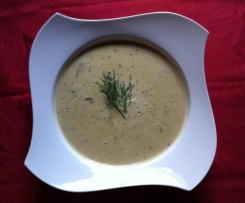 Zucchini/Erdnußsuppe