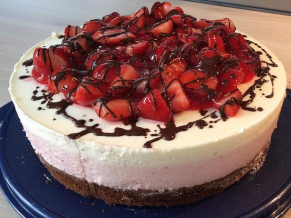 Erdbeertorte mit Joghurt