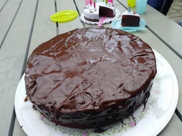 Kokoscreme-Schoko-Kuchen