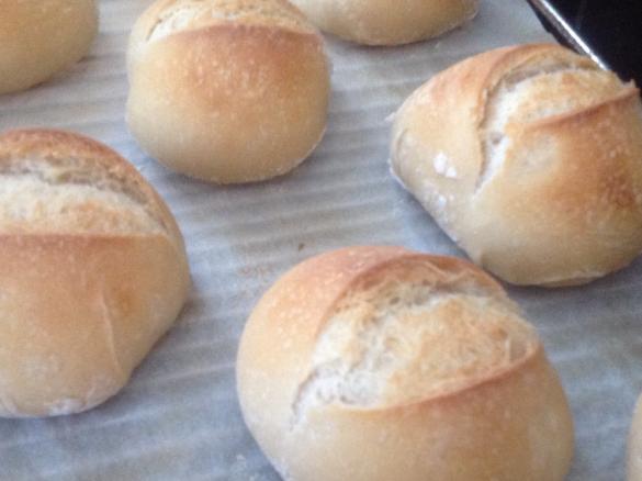 Leckere Sonntagsbrötchen