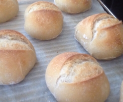 Leckere Sonntagsbrötchen