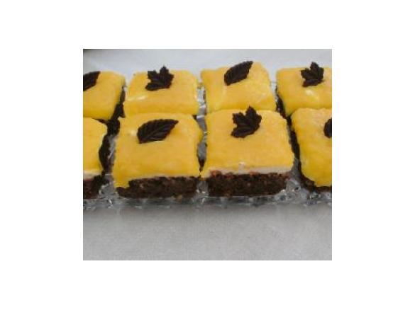 Schoko-Nuss-Kuchen mit Mango