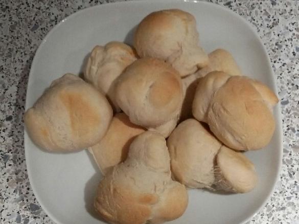 Pizzabrötchen - Rezept vom ital. Pizzabäcker