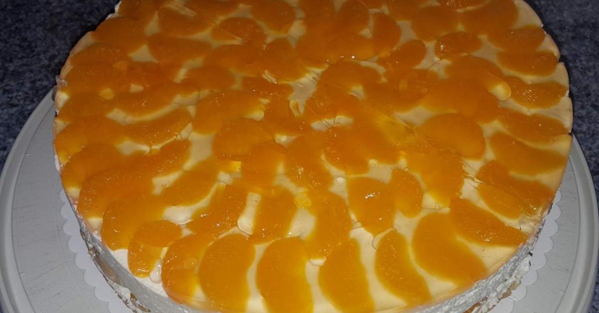 Variation von Erdbeer-Windbeutel-Torte von danidrexl. Ein Thermomix ... Variation von Erdbeer-Windbeutel-Torte von danidrexl. Ein Thermomix ...