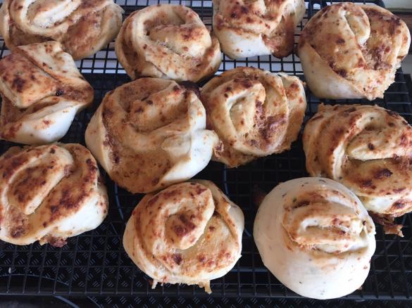 Pesto Pizza Schnecken