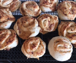 Pesto Pizza Schnecken