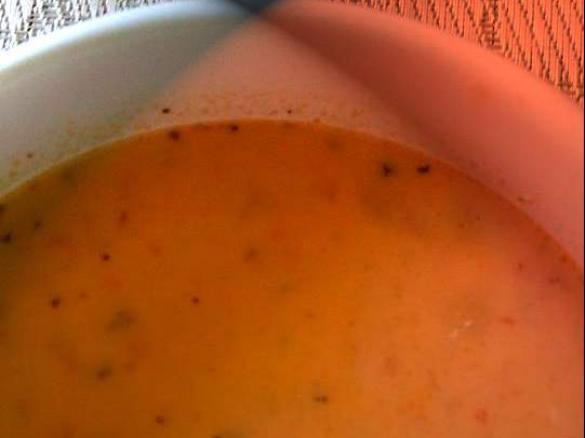 Tomatensuppe mit Hähnchen