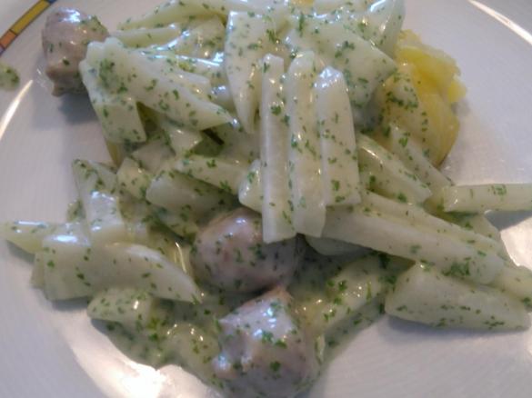 Kohlrabi mit Hackbällchen und Kartoffeln all-in-one