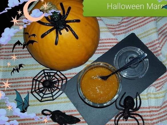 Halloween Kürbis-Orangen-Marmelade mit Apfel