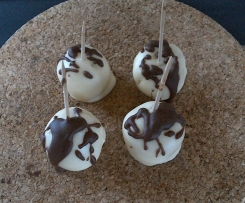 Amaretto Cake Pops