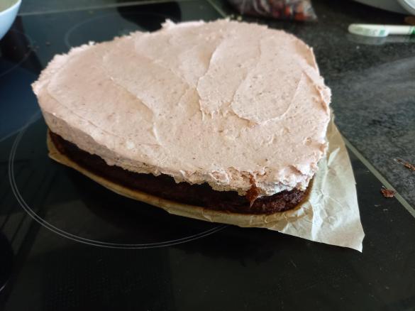 gesunder Schokokuchen mit Erdbeercreme