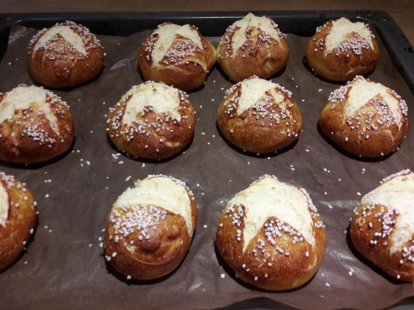 Laugenbrötchen Glutenfrei
