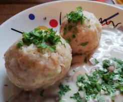 Flaumige Semmelknödel aus dem Varoma