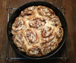Banana Bread Cinnamon Rolls (vegan möglich)