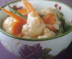 Gemüse in Kokosmilch mit zartem Zitrusaroma